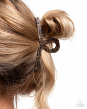 Load image into Gallery viewer, Seize the Spots - Brown hair clip Box 17
