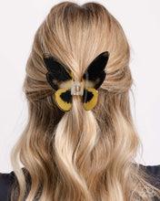 Load image into Gallery viewer, Monarch Model - Yellow hair clip LR4
