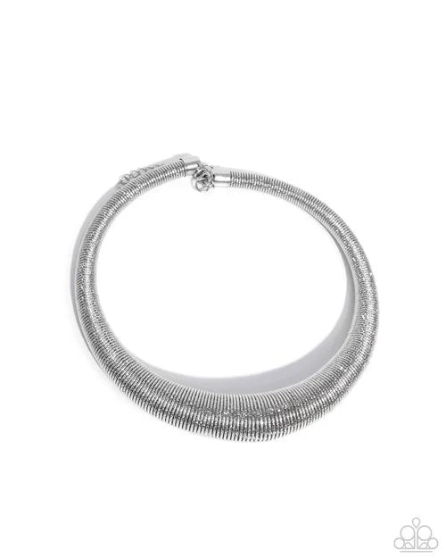 Subtle Selfie - Silver necklace BOX 1