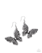 Load image into Gallery viewer, Fresh Flutter - White earring G004
