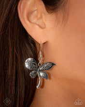 Load image into Gallery viewer, Easy Exhilaration - Silver earring MARCH 2025 FF E039
