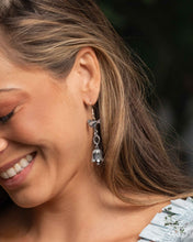 Load image into Gallery viewer, Balancing Bird - Silver earring A041
