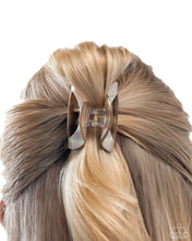 Load image into Gallery viewer, Striped Shopaholic - Brown claw Hair clip WDSHELF1
