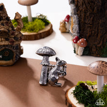Load image into Gallery viewer, Textured Toadstool - Silver ring B083
