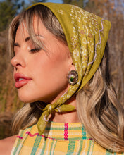 Load image into Gallery viewer, Elaborately Encased - Gold post earring C008

