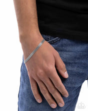 Load image into Gallery viewer, Mesh Maverick - Silver bracelet (stainless steel) E016
