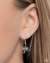 Load image into Gallery viewer, Empathetic Elephant - Green necklace E004
