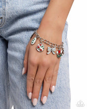 Load image into Gallery viewer, Complex Charms - Red bracelet E067
