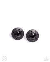 Load image into Gallery viewer, Cruising Confidence - Black men&#39;s cuff links E013
