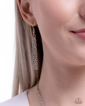 Load image into Gallery viewer, Floating Feature - Multi necklace B079
