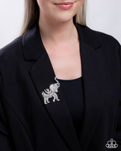 Load image into Gallery viewer, Elephant Embrace - Black Brooch E066
