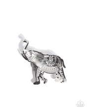 Load image into Gallery viewer, Elephant Embrace - Red Brooch BOX 16(2)
