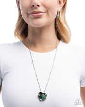 Load image into Gallery viewer, Tree Frog Tapestry - Green necklace E070

