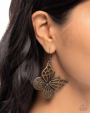 Load image into Gallery viewer, Soaring Skill - Brass earring B105
