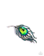 Load image into Gallery viewer, Peacock Pedigree - Green Brooch BOX 16(2)
