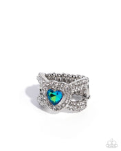 Load image into Gallery viewer, Lovely Levels - Green ring C011
