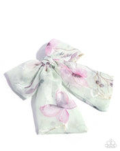 Load image into Gallery viewer, BOW Together - Green Hair Clip E011
