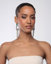 Load image into Gallery viewer, Ravishing Reputation - Green earring 2025 Convention Exclusive E084
