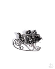 Load image into Gallery viewer, Sledding Shimmer - Red Brooch C020
