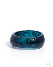Load image into Gallery viewer, Eye-Catching Evening - Blue bracelet UP
