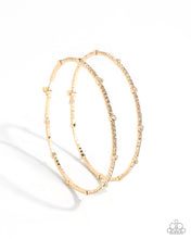 Load image into Gallery viewer, Sensational Squares - Gold hoop earring NOV 2025 LOP D005
