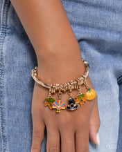 Load image into Gallery viewer, Celebratory Center - Gold bracelet G024
