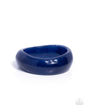Load image into Gallery viewer, Modest Mirage - Blue bracelet C030
