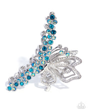 Load image into Gallery viewer, Admirable Administration - Blue claw hair clip F041/F042
