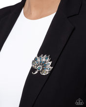 Load image into Gallery viewer, Perfect Peacock - Green Brooch 1521
