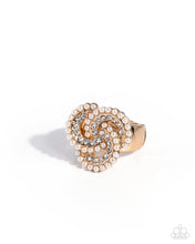 Load image into Gallery viewer, Pearl Punch - Gold RING E103
