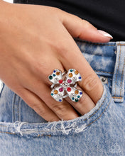 Load image into Gallery viewer, Chic Confession - White ring A066
