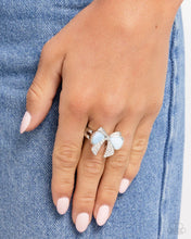 Load image into Gallery viewer, Classy Coquette - Blue ring A029
