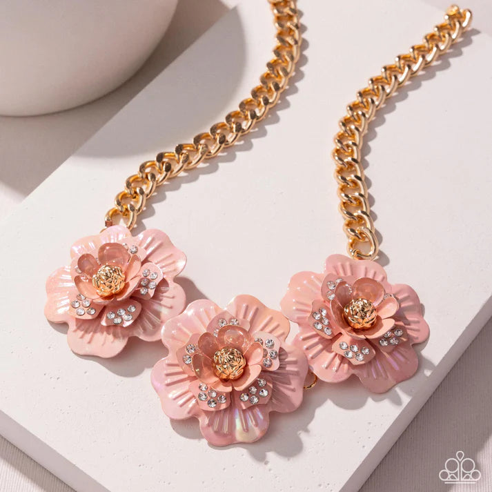 Gala Genre - Pink necklace DEC 2024 LOP E029