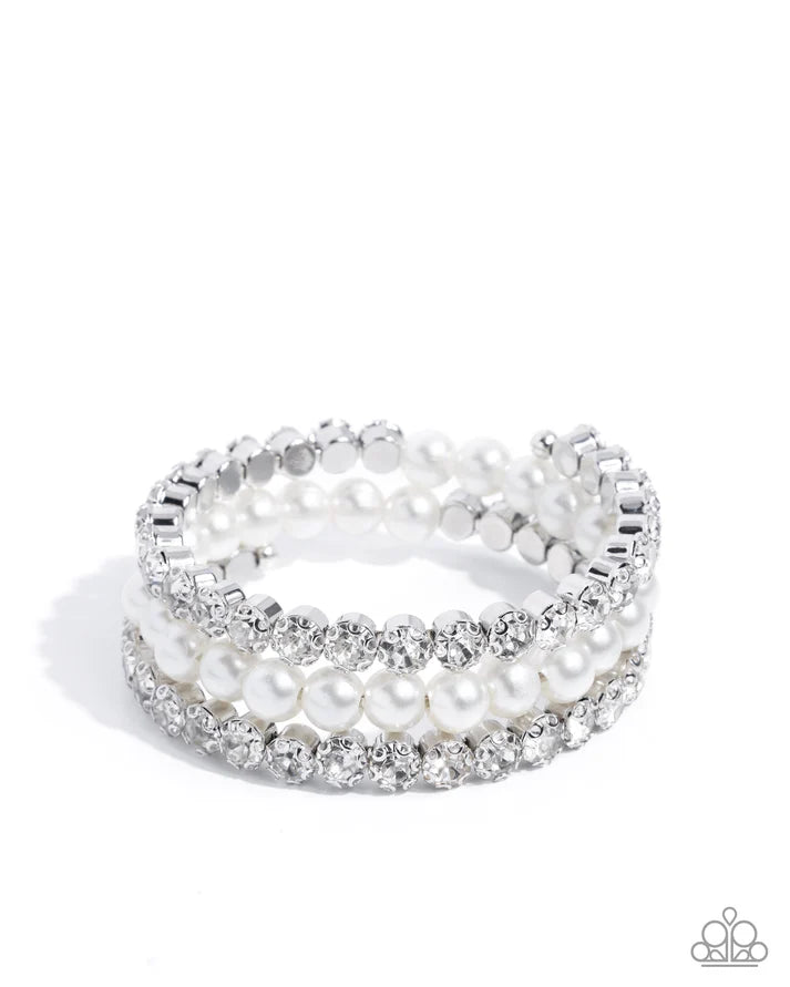 Grandiose Glitz - White coil bracelet DEC 2024 LOP E029