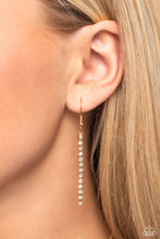 Load image into Gallery viewer, Synchronized Shimmer - Gold necklace A030
