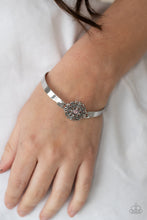 Load image into Gallery viewer, Whimsically Welcoming - Purple bracelet F026
