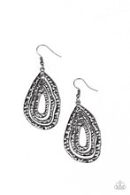 Load image into Gallery viewer, Metallic Meltdown - Black earring 1593
