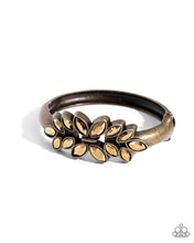 Load image into Gallery viewer, Glamorously Garnished - Brass bracelet B058
