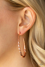 Load image into Gallery viewer, Twisted Edge - copper hoop earring 1571
