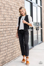 Load image into Gallery viewer, Simply Santa Fe - April 2022 FF E005
