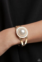 Load image into Gallery viewer, Put On The Glitz - gold cuff bracelet C033
