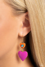 Load image into Gallery viewer, Flirting with Fashion - gold earring C027

