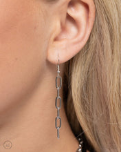 Load image into Gallery viewer, Layer of the Year - Black choker necklace E015
