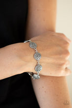 Load image into Gallery viewer, By Royal Decree - Silver bracelet F009
