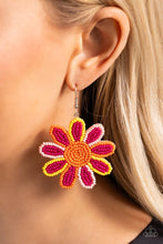 Load image into Gallery viewer, Decorated Daisies - pink earring A029
