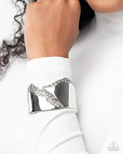 Load image into Gallery viewer, Twinkly traverse  - White hinge bracelet NOV 2025 LOP C030
