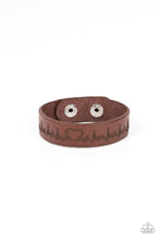 Load image into Gallery viewer, Haute Heartbeat - Brown snap bracelet A069
