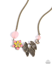 Load image into Gallery viewer, Standing Shimmer - Brass necklace B099
