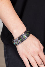 Load image into Gallery viewer, Stretch of Drama - Multi bracelet A024
