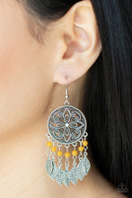 Load image into Gallery viewer, Free-Spirited Fashionista - orange earring B129
